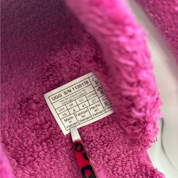 UGG Sugarcloud Slides in “ Dragon Fruit “ Fuchsia Pink Woman’s 10 | New No Box - Picture 16 of 16